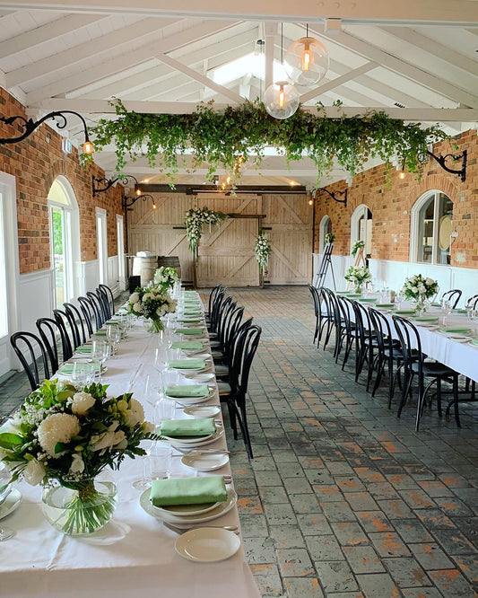 Just green and white for Kathryn and Jason’s special day
