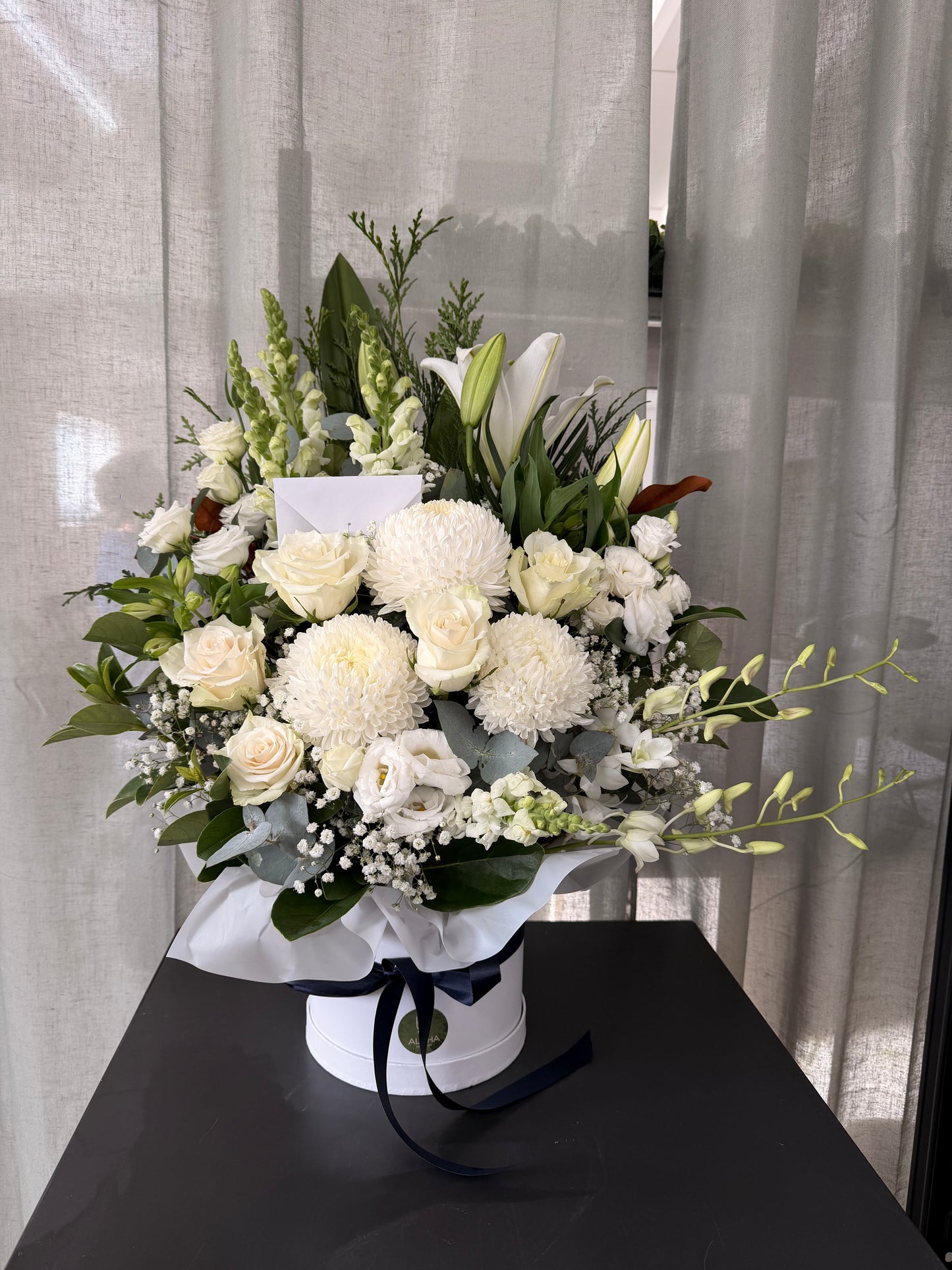 SA0001 - Simply white