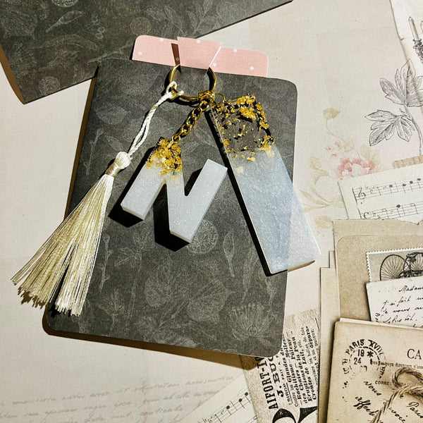 RES0804 - White Keyring Set